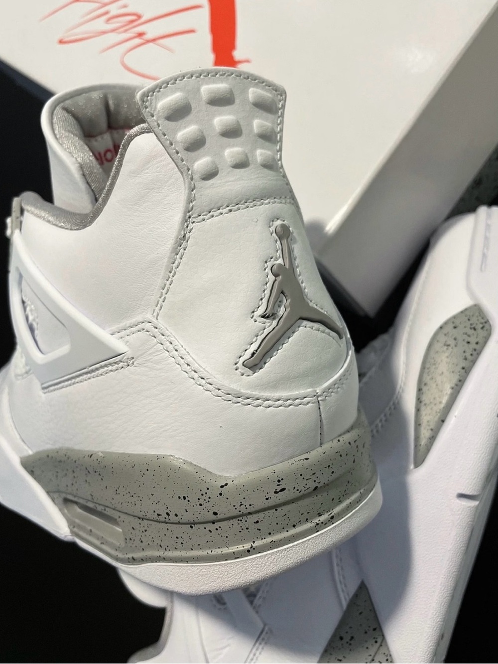 Jordan 4 Retro - White Oreo Men’s Sneakers - Picture 5 of 6